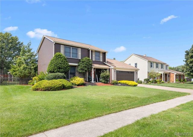 75 Pine Court North, West Seneca, NY 14224