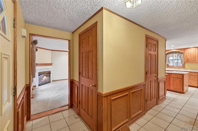 75 Pine Court North, West Seneca, NY 14224