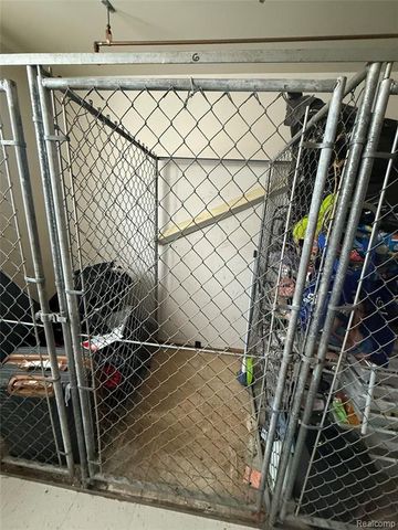 8140 Denwood Drive, Sterling Heights, MI 48312