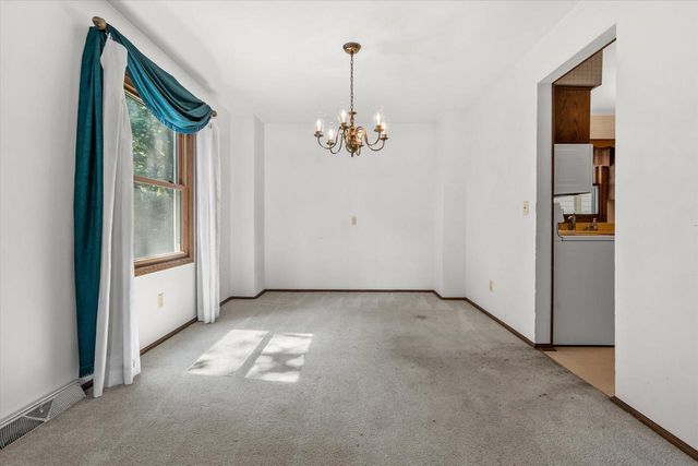 1600 Michael DRIVE, Waukesha, WI 53189
