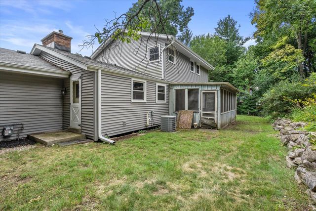 1600 Michael DRIVE, Waukesha, WI 53189