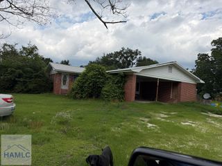 1033 Hwy 1 S, Swainsboro, GA 30401