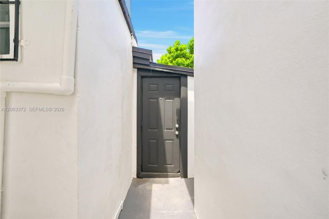 128 NW 9th Avenue 6, Miami, FL 33128