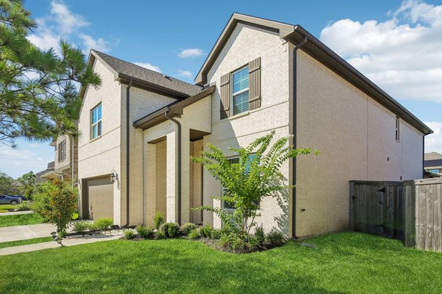 2641 Summer Indigo Trail, Pearland, TX 77089