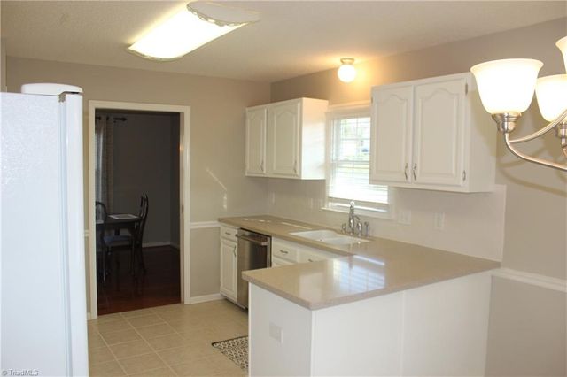 4140 Willmeade Drive, Winston-salem, NC 27127