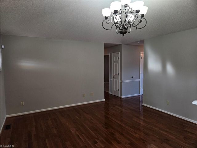 4140 Willmeade Drive, Winston-salem, NC 27127