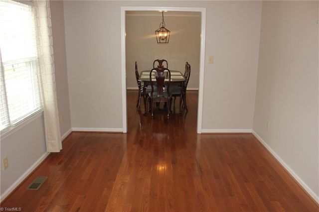 4140 Willmeade Drive, Winston-salem, NC 27127