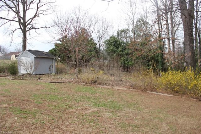 4140 Willmeade Drive, Winston-salem, NC 27127