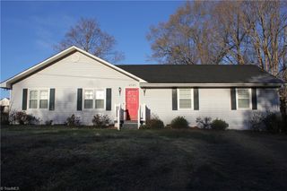 4140 Willmeade Drive, Winston-salem, NC 27127