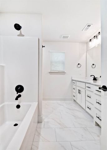 78 Argyll Drive, Bella Vista, AR 72715