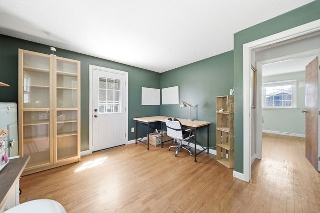 28 Elmwood St, North Andover, MA 01845
