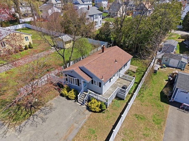 28 Elmwood St, North Andover, MA 01845