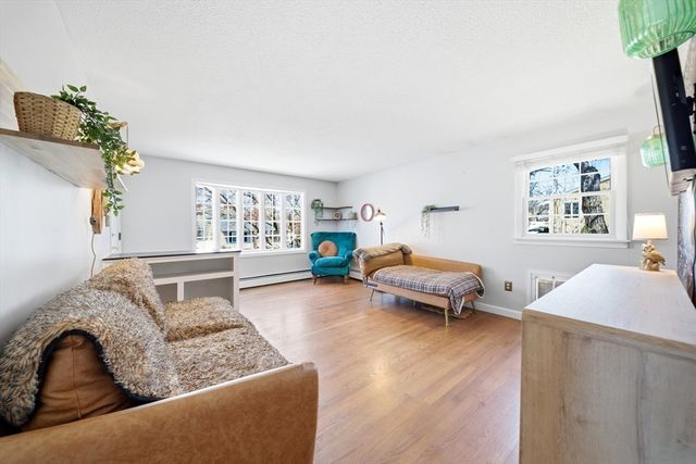 28 Elmwood St, North Andover, MA 01845