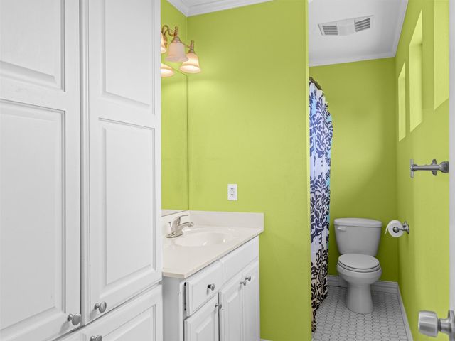 147 County Road 4230, Winnsboro, TX 75494