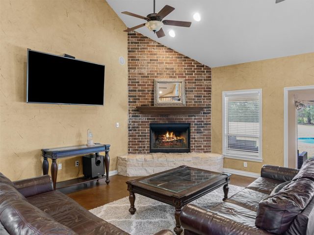 147 County Road 4230, Winnsboro, TX 75494