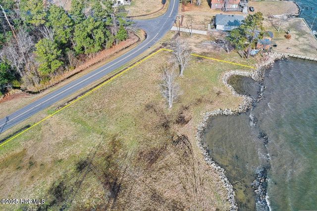 1000 Driftwood Drive, Elizabeth City, NC 27909