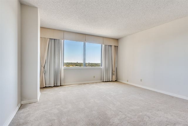 5200 Keller Springs Road 820, Dallas, TX 75248