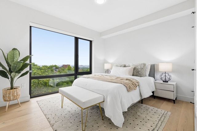 1 Nevins Hill Way 405, Boston, MA 02135