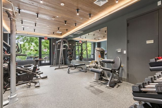 1 Nevins Hill Way 405, Boston, MA 02135