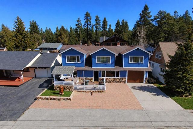42988 Moonridge Road, Big Bear Lake, CA 92315