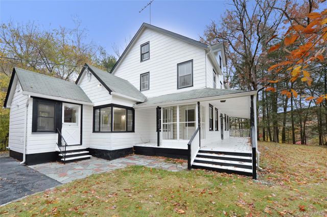 19 Johnsontown Road, Sloatsburg, NY 10974