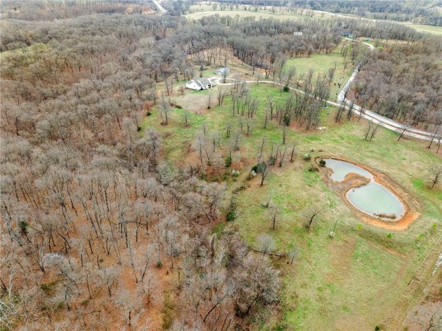 19178 Saunders Lane, Gravette, AR 72736