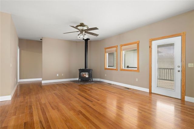 19178 Saunders Lane, Gravette, AR 72736