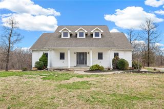 19178 Saunders Lane, Gravette, AR 72736