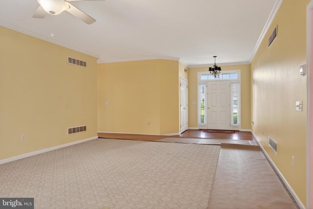 275 SILVER MAPLE CT, Mount Wolf, PA 17347