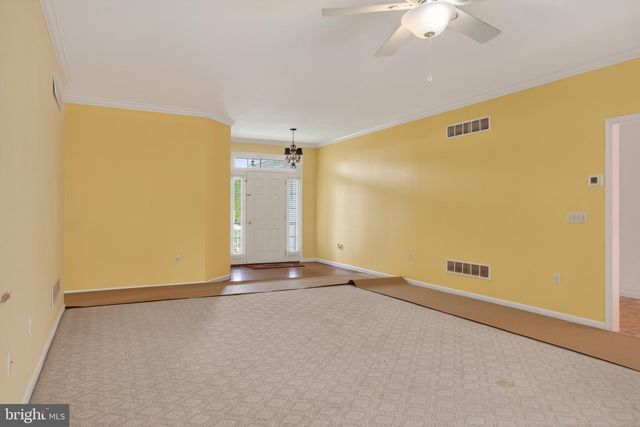 275 SILVER MAPLE CT, Mount Wolf, PA 17347
