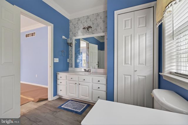 275 SILVER MAPLE CT, Mount Wolf, PA 17347