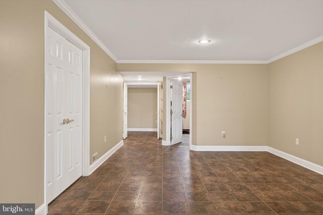 275 SILVER MAPLE CT, Mount Wolf, PA 17347