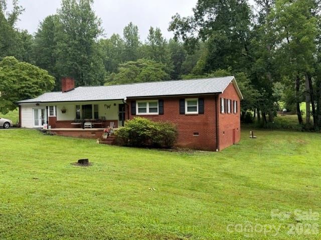 2314 Colonial Acres Road, Lenoir, NC 28645