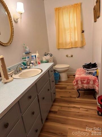 2314 Colonial Acres Road, Lenoir, NC 28645