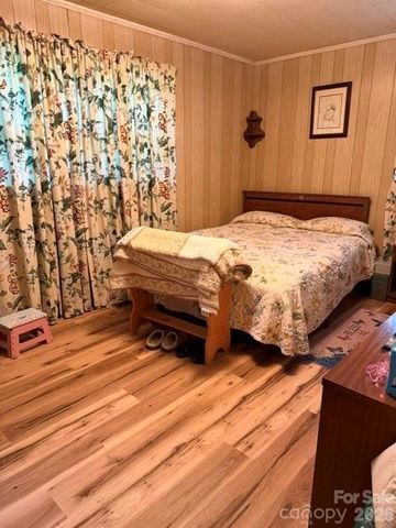 2314 Colonial Acres Road, Lenoir, NC 28645