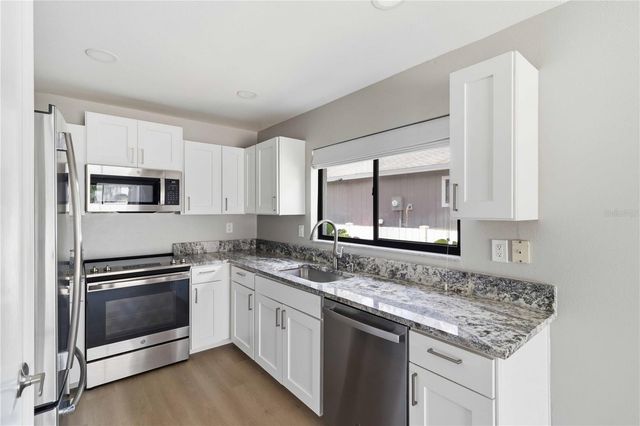 3605 SHADY BROOK LANE, Sarasota, FL 34243