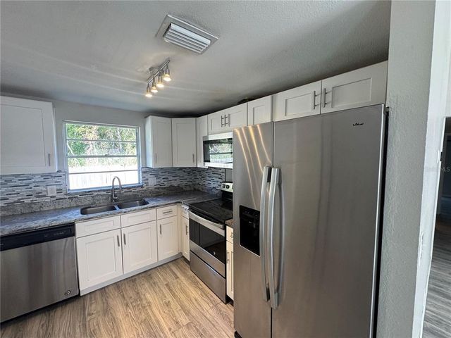 10214 SABLE RIDGE COURT, Tampa, FL 33615