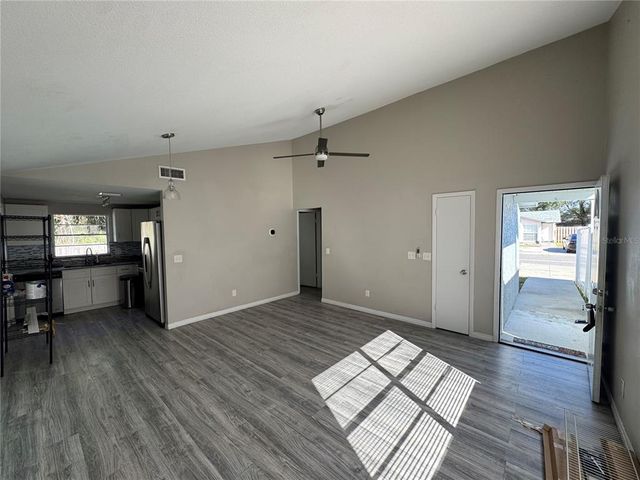 10214 SABLE RIDGE COURT, Tampa, FL 33615