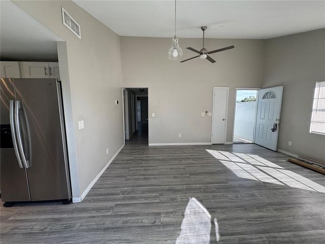 10214 SABLE RIDGE COURT, Tampa, FL 33615