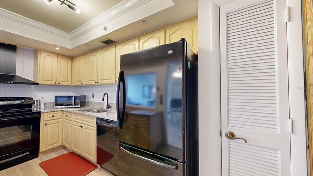 100 PIERCE STREET 601, Clearwater, FL 33756