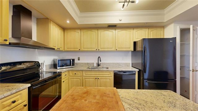 100 PIERCE STREET 601, Clearwater, FL 33756
