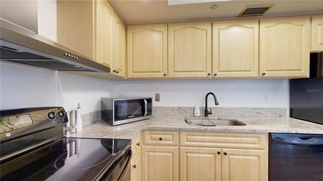 100 PIERCE STREET 601, Clearwater, FL 33756