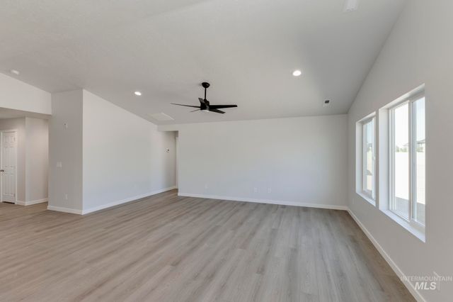 18446 N Sweet William Ave, Nampa, ID 83687