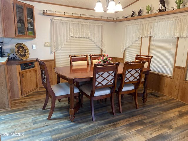 1495 W PAWNEE Avenue, Apache Junction, AZ 85119