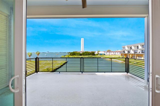 4410 Tucker Lane, Seabrook, TX 77586