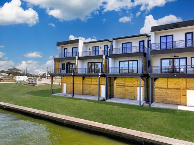 4410 Tucker Lane, Seabrook, TX 77586