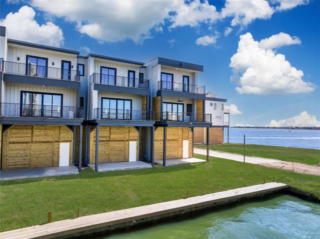 4410 Tucker Lane, Seabrook, TX 77586