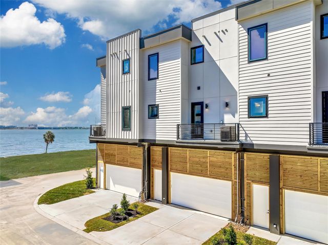 4410 Tucker Lane, Seabrook, TX 77586