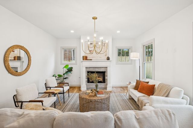 306 Vaughn St, Nashville, TN 37207