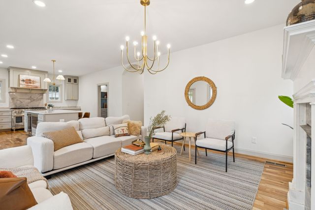 306 Vaughn St, Nashville, TN 37207